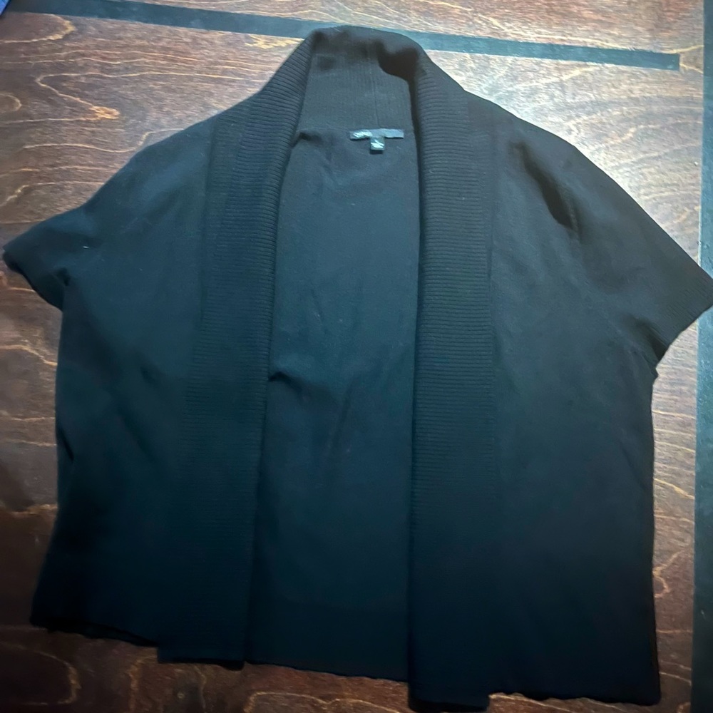 Black sweater/ cover crop very well made